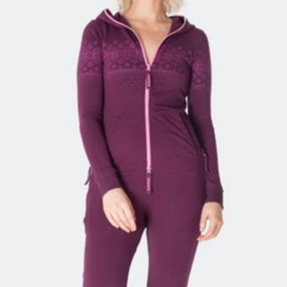 Onepiece Original Slim Onesie Jumpsuit - size XS